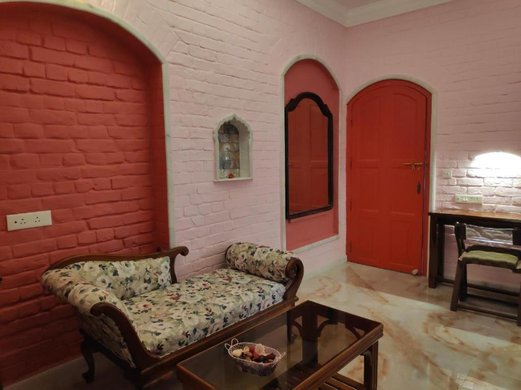 Rose Heritage Home Varanasi Esterno foto