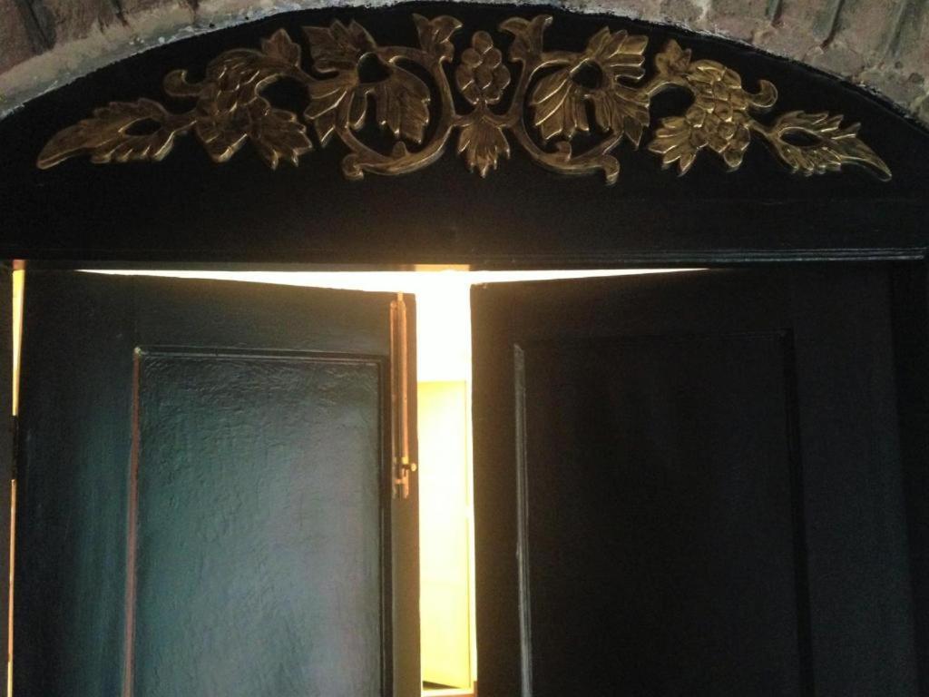 Rose Heritage Home Varanasi Esterno foto