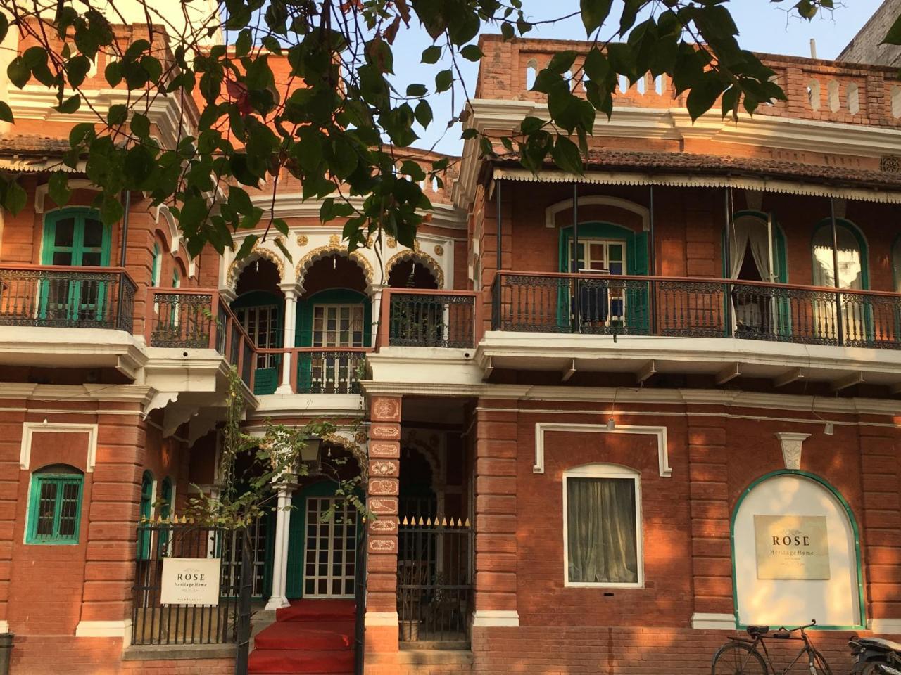 Rose Heritage Home Varanasi Esterno foto