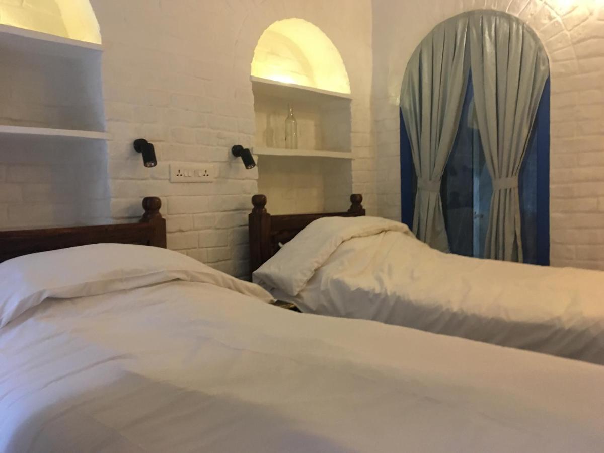 Rose Heritage Home Varanasi Esterno foto